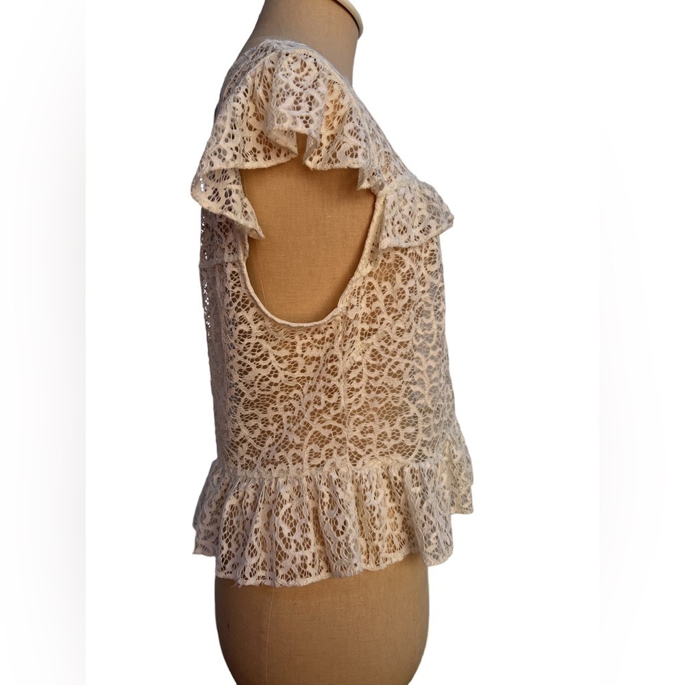 bebe Lace Ruffle Blouse Size Medium - Picture 3 of 9